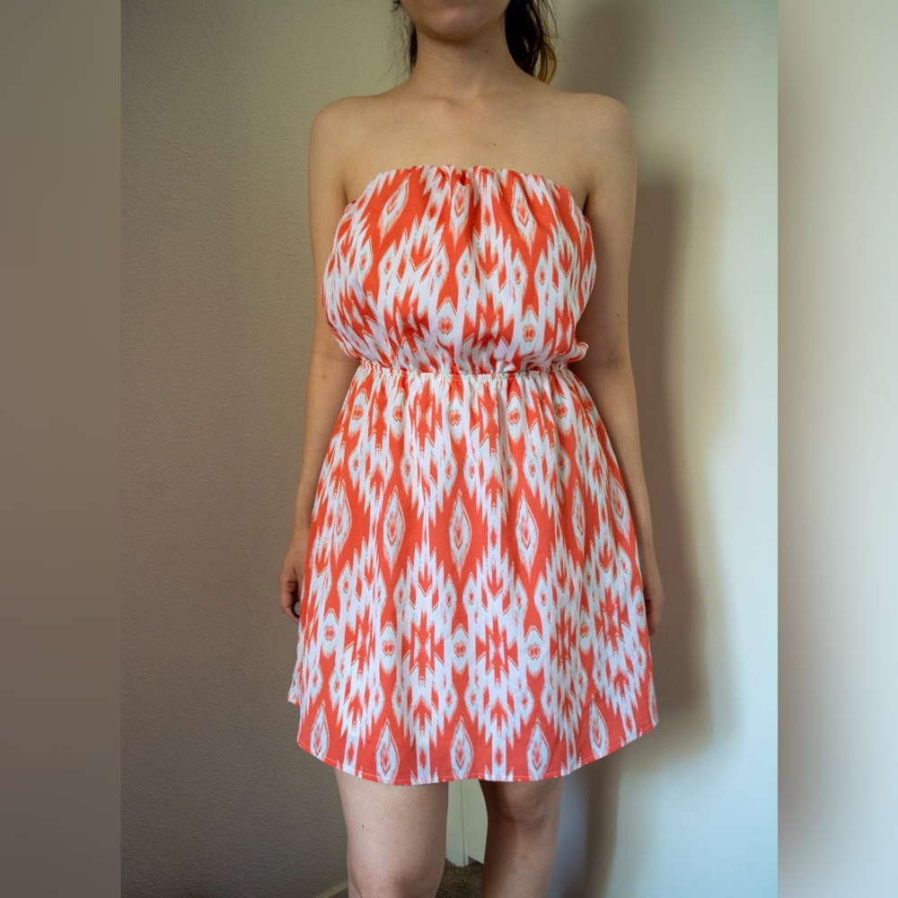 Pattern Strapless Dress